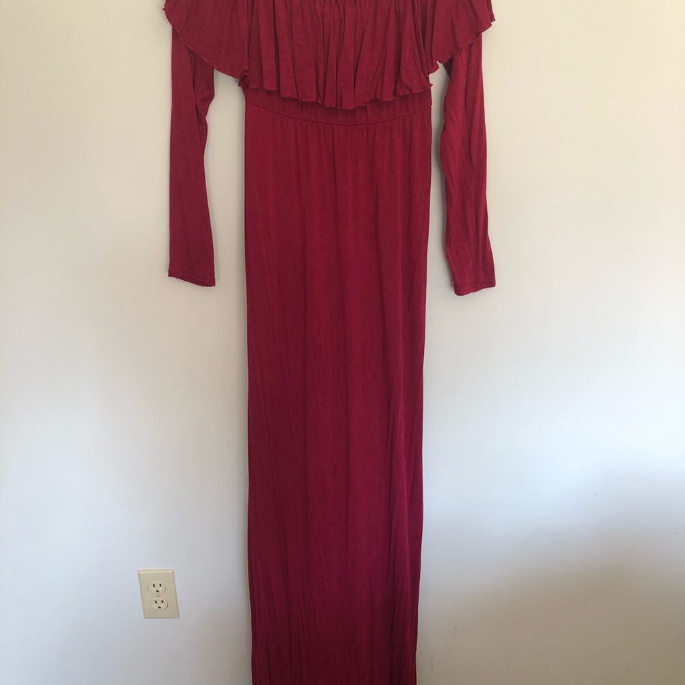 Maternity maxi dress